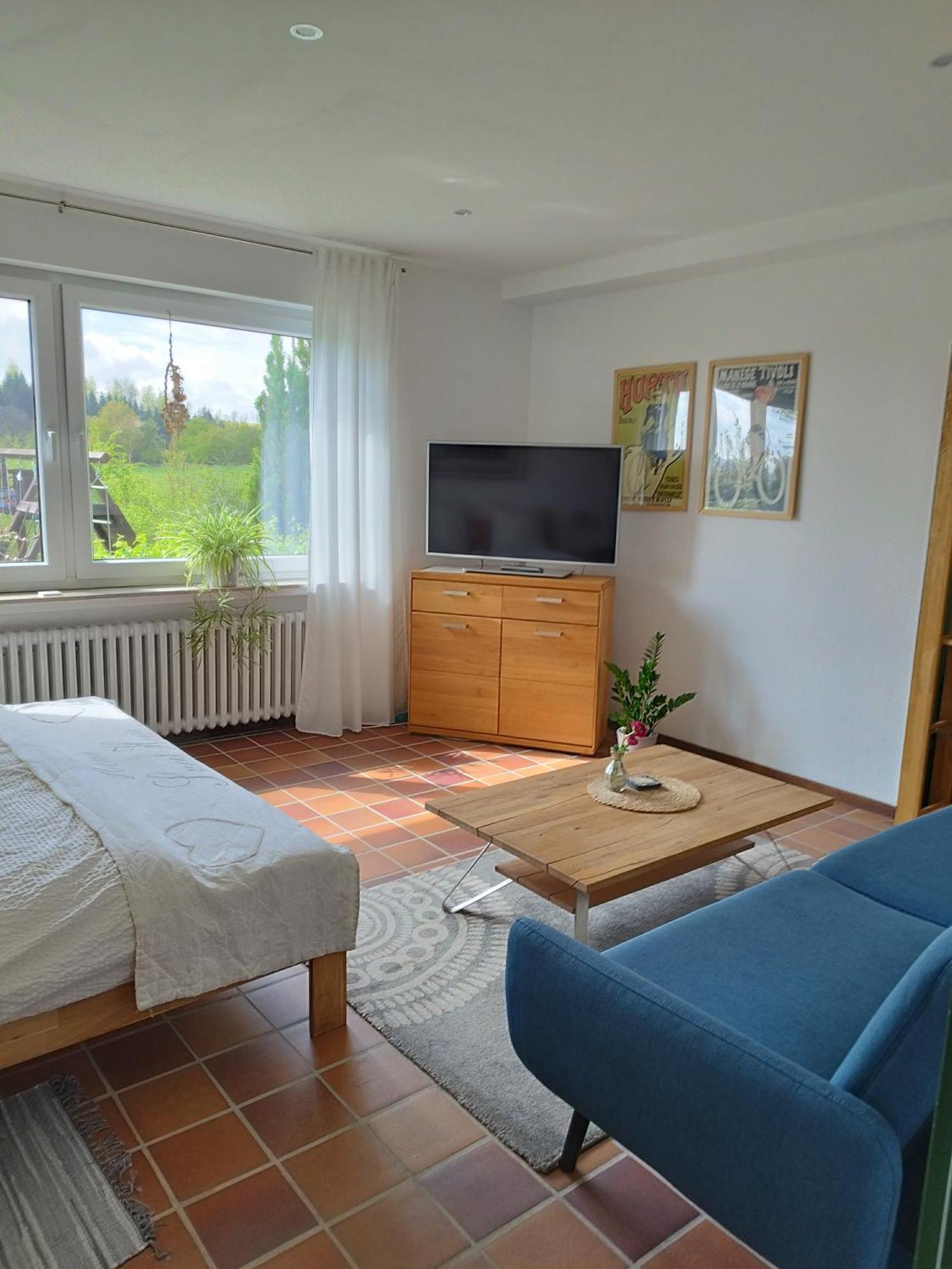 Moderne Ferienwohnung Mit Privatem Eingang - Rosa Kalletal Dış mekan fotoğraf
